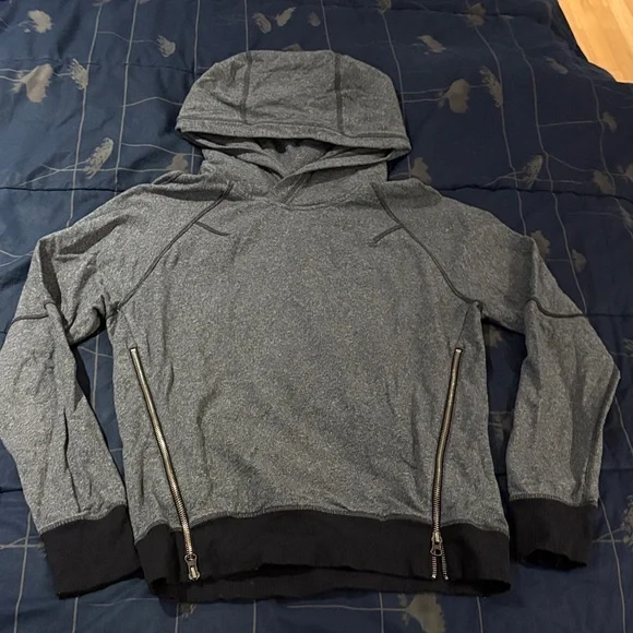 EUC Lululemon Om & Roam Pullover Heathered Speckled Black / Black - size 2 - Picture 2 of 16